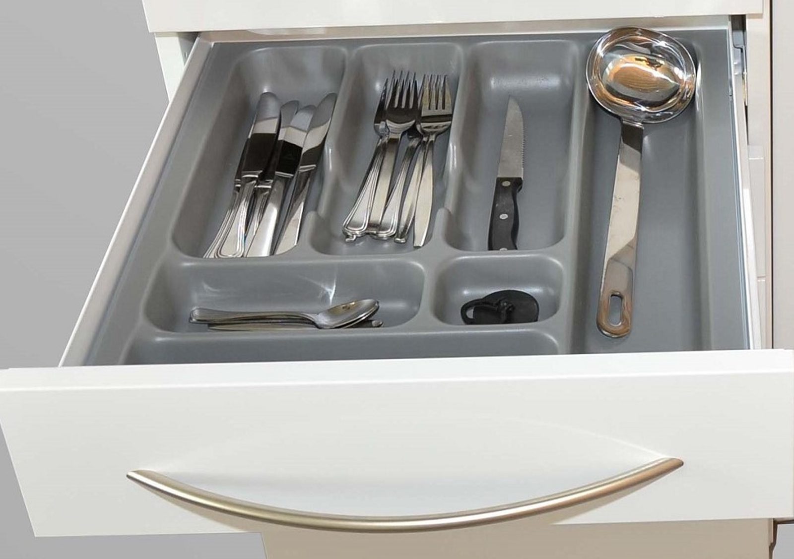 Bestekbak voor de Steel-lijn keukens.