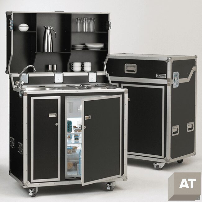 Keuken voor de beurs in een flightcase op wielen.