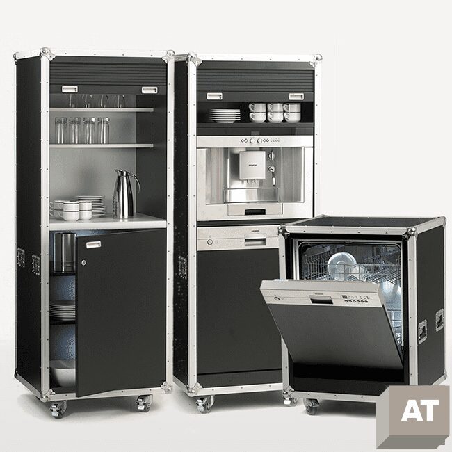 Drie modules met koffiezetapparaat, vaatwasser en opslagruimte.