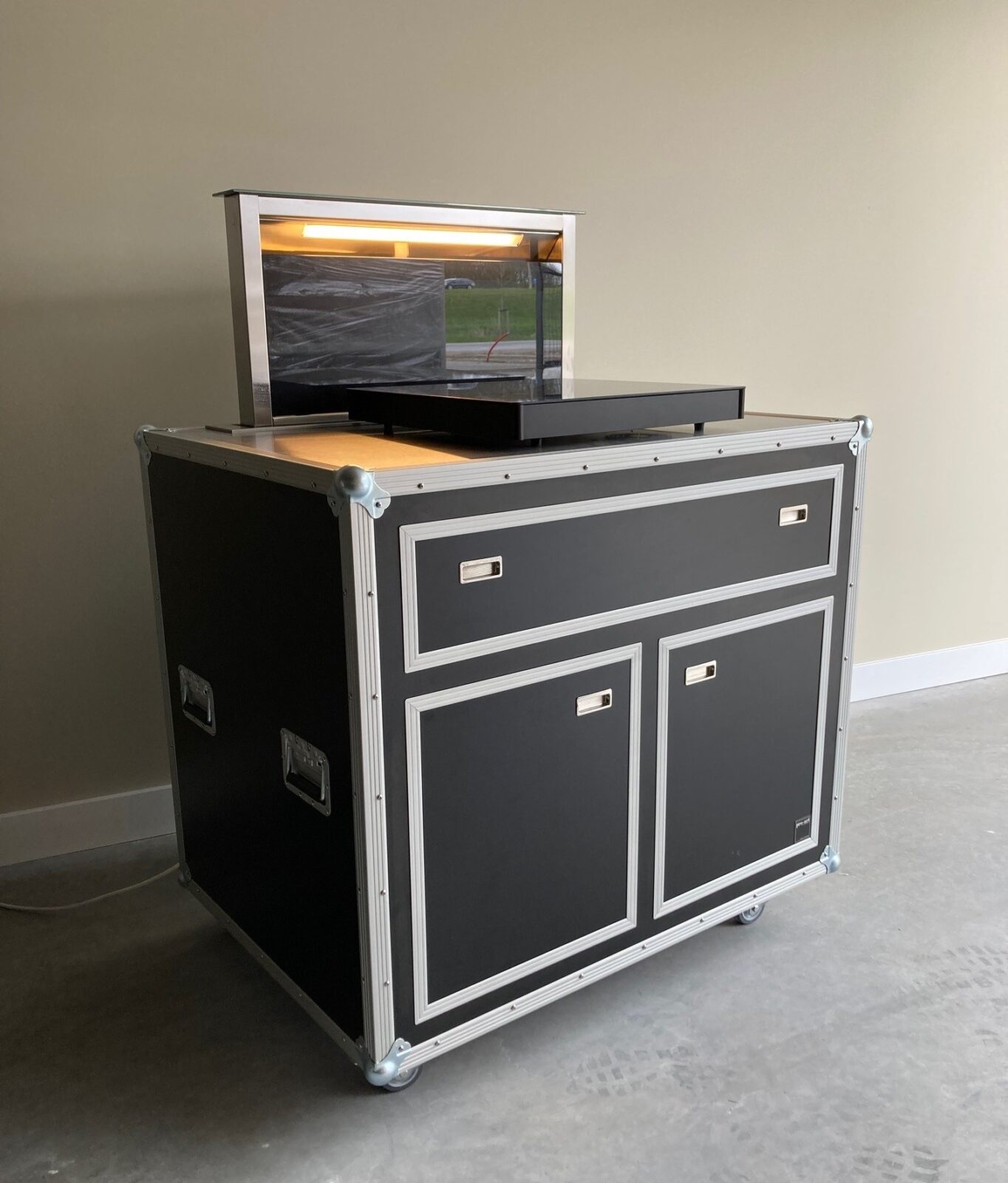 Bakmodule keuken met afzuiging